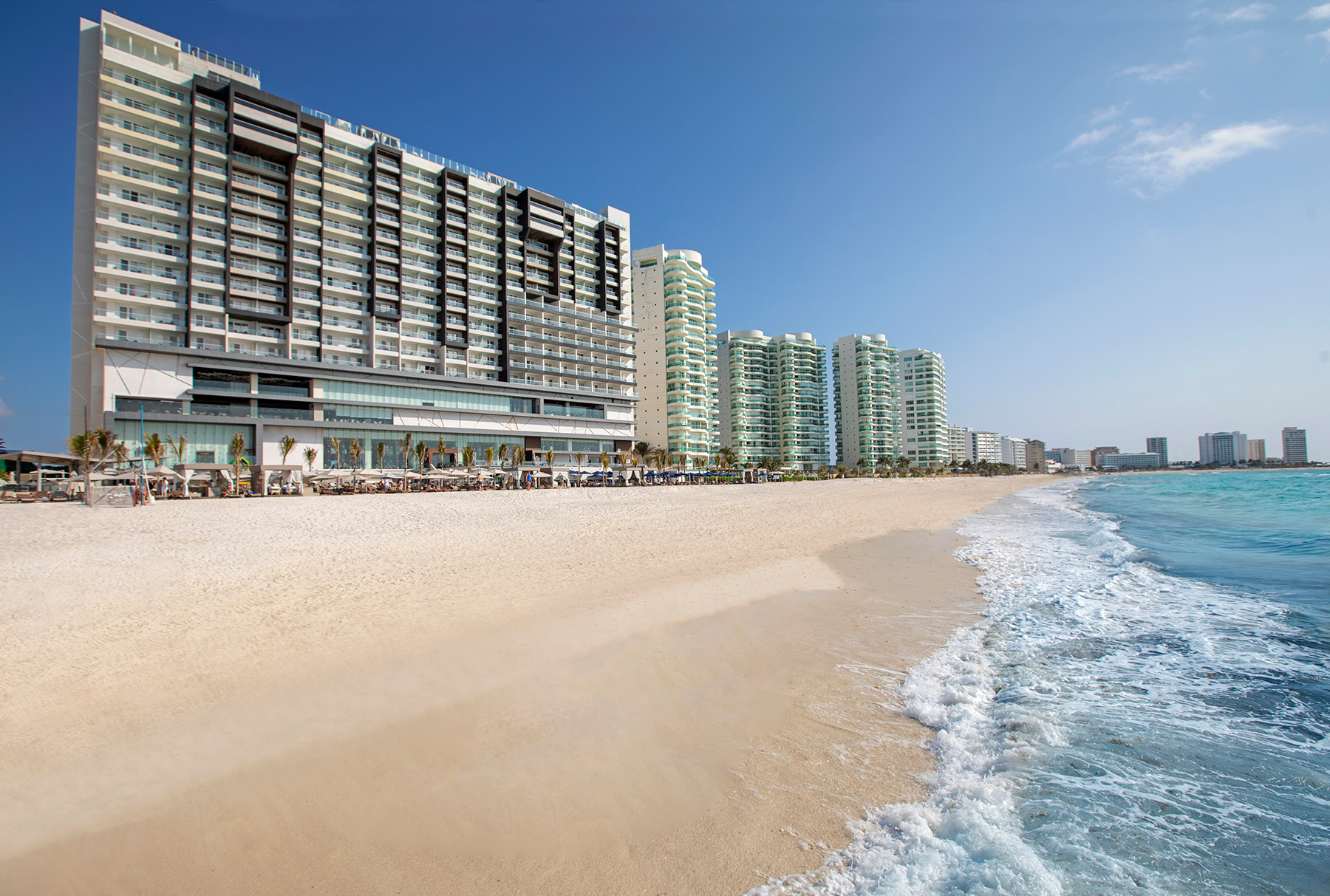 Royalton Chic Suites Cancún